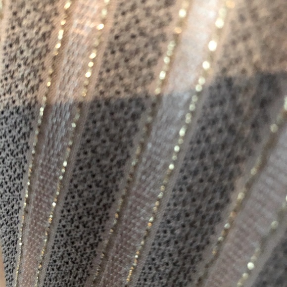 Suitcase friendly! Made in USA! Lightweight fabric; just enough shimmer. - Picture 2 of 4